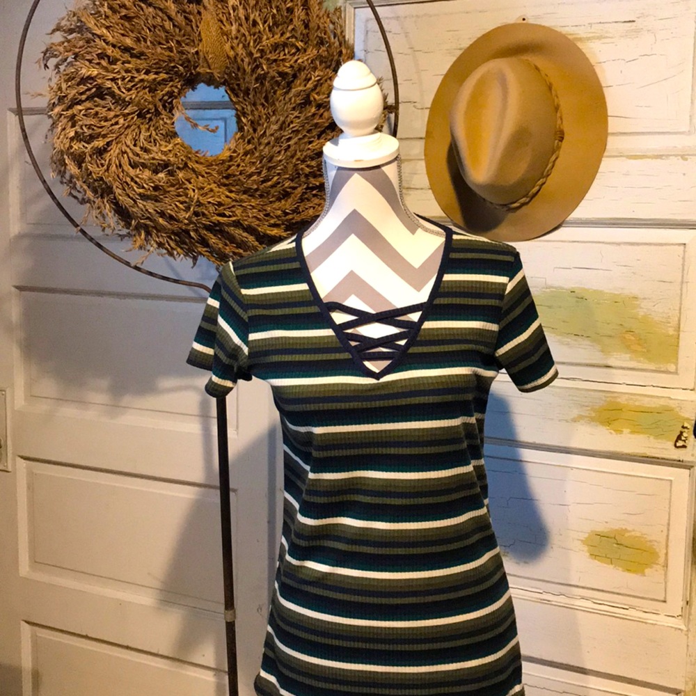 Rue 21 - v neck striped tee size Large